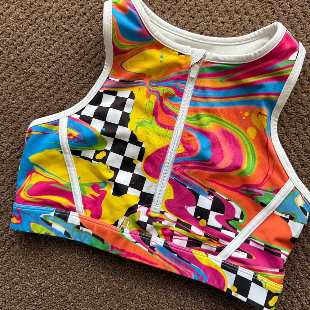 Peloton x Brittany Allen Psychedelic Checkered Zip-Front Sports Bra – Size M